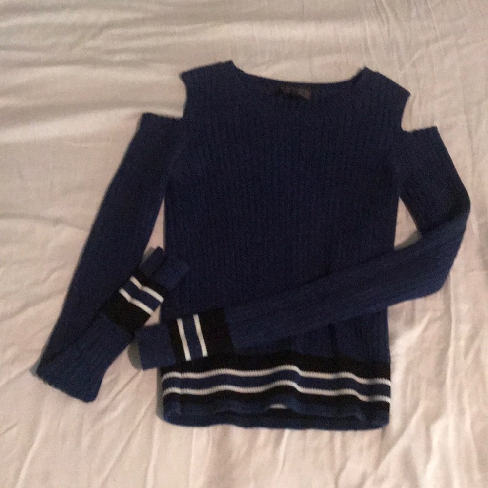 Cold shoulder sweater top shop
